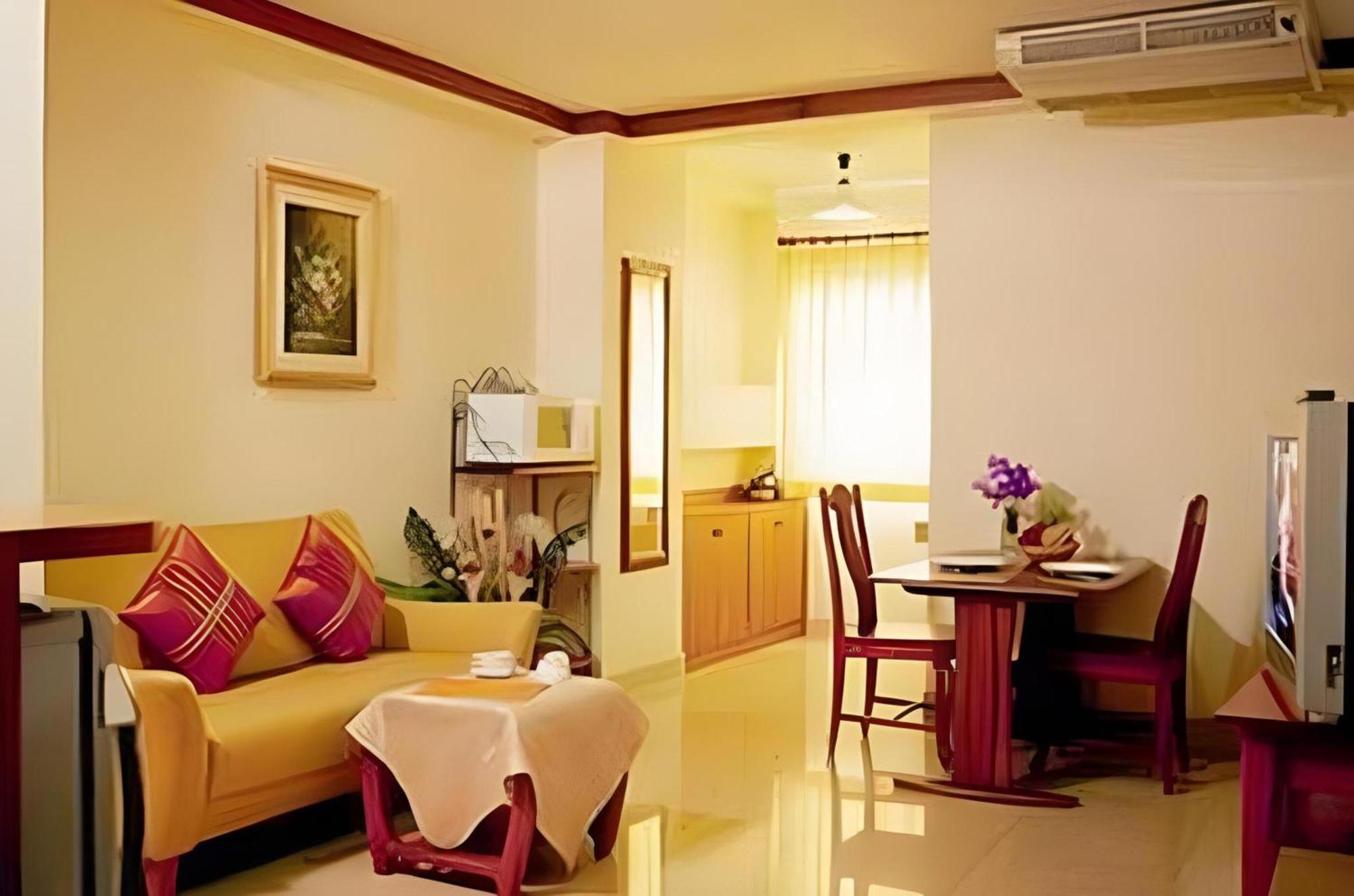 Collection O Howard Square Boutique Hotel Bangkok Dış mekan fotoğraf
